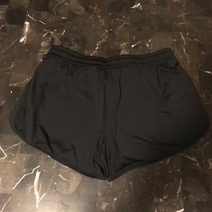 Under Armour Shorts - NWT womens Under Armour fitted compression shorts Under Armour Shorts - NWT womens Under Armour fitted compression shorts
